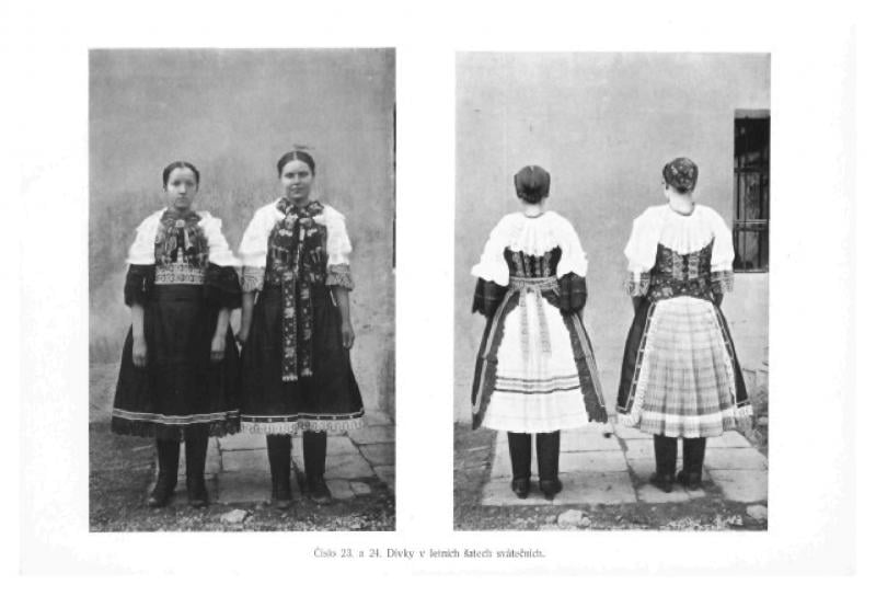 Kroje a svadba v Lopašově